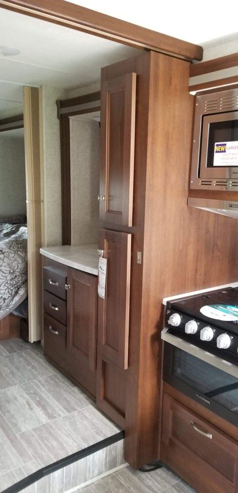 RV MOTORHOME 2019