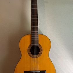 Hohner HG14 Classical Guitar 
