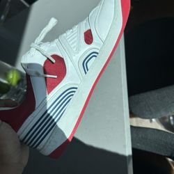 GUCCI Men Sneakers