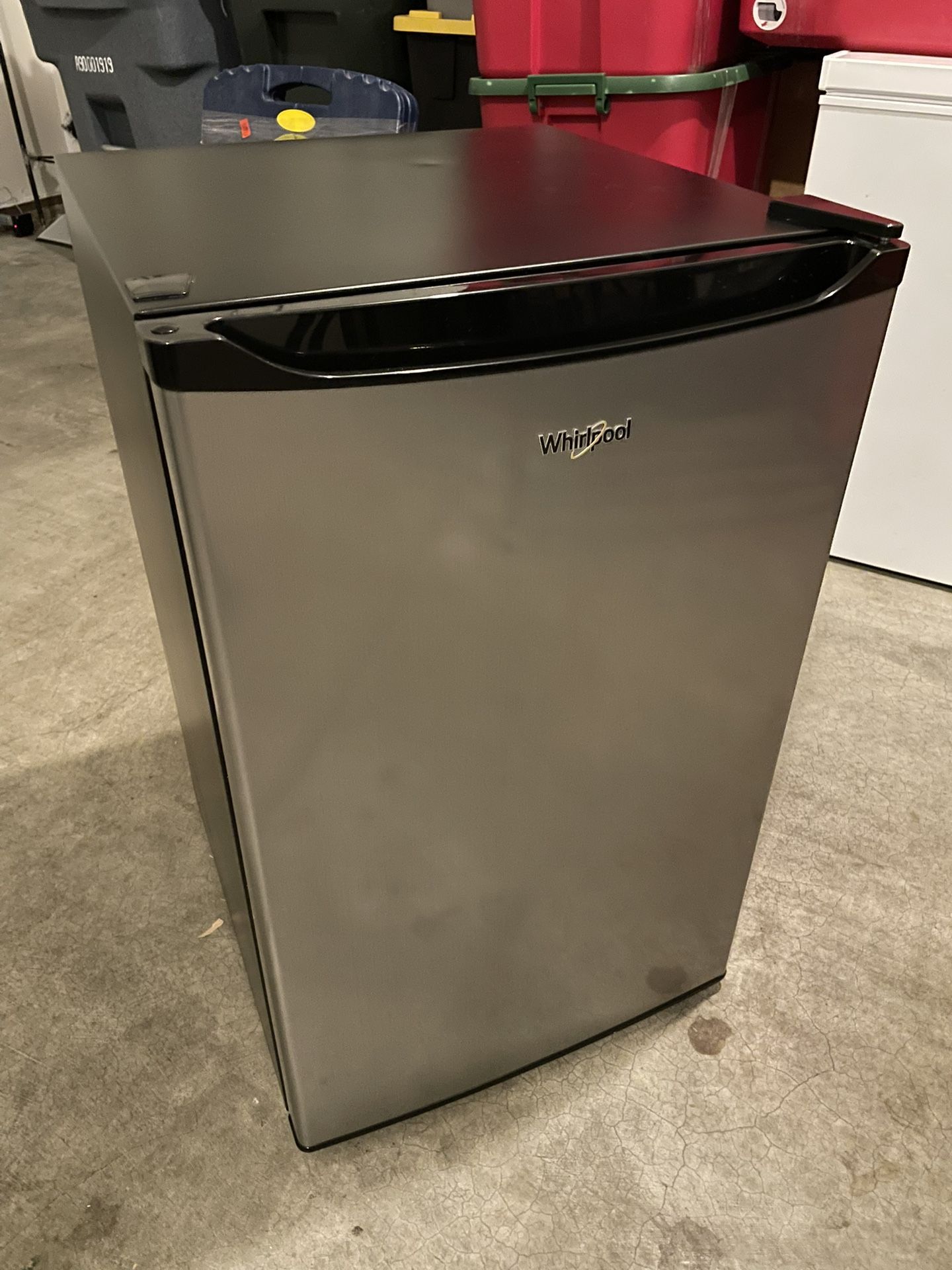 Small Refrigerator