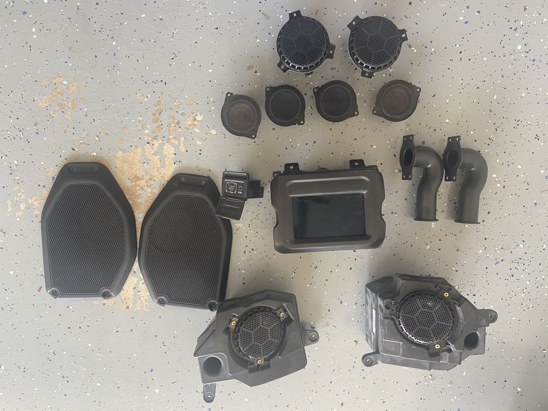 Factory Stereo For 2018 Jeep Wrangler