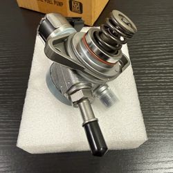 F150 High-Pressure Fuel Pump/Bomba de combustible de alta presión F150