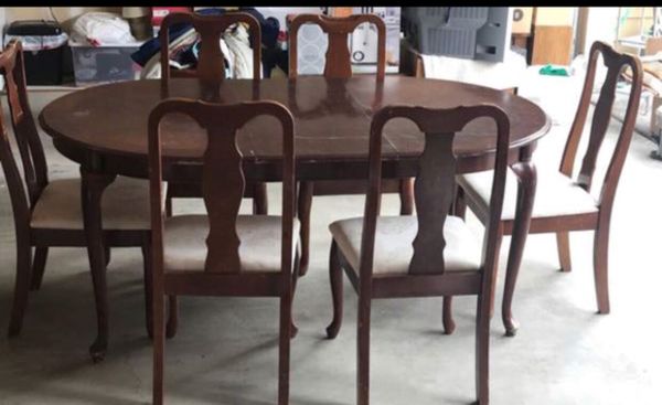 Hardwood Table Set Dining 6 Chairs Furniture In Hardwood Table Set Dining 6 Chairs Furniture In Lacey Wa Offerup