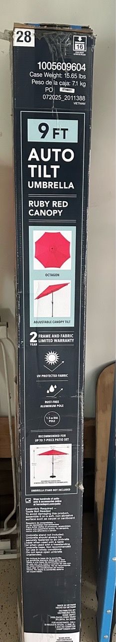 Hampton Bay umbrella 9’