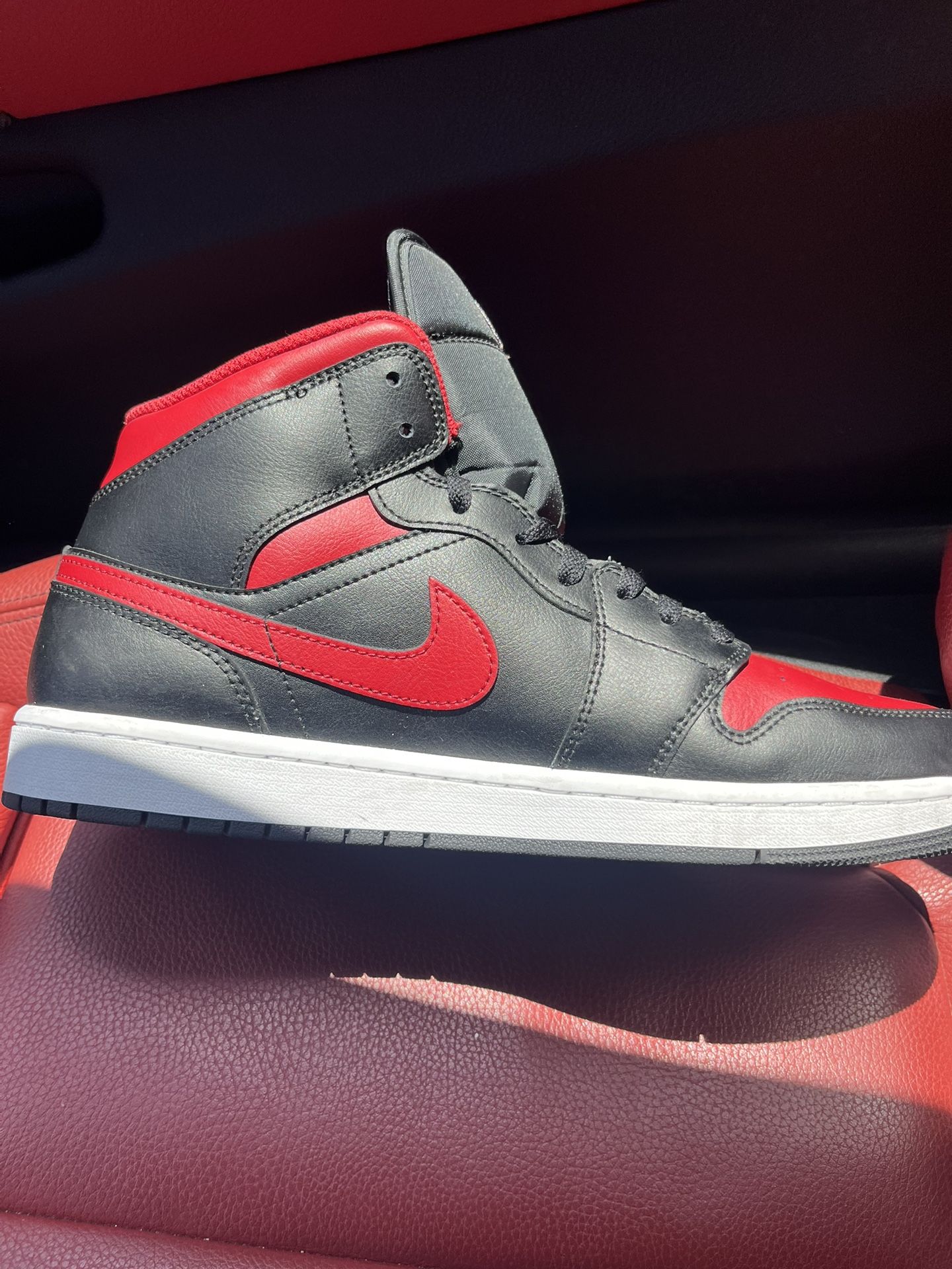 Jordan 1 Mid Red And Black Size 12