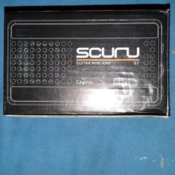 SCURU GUITAR MINI AMP 