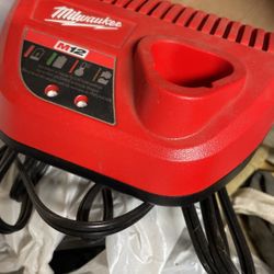 M12 Milwaukee Charger 