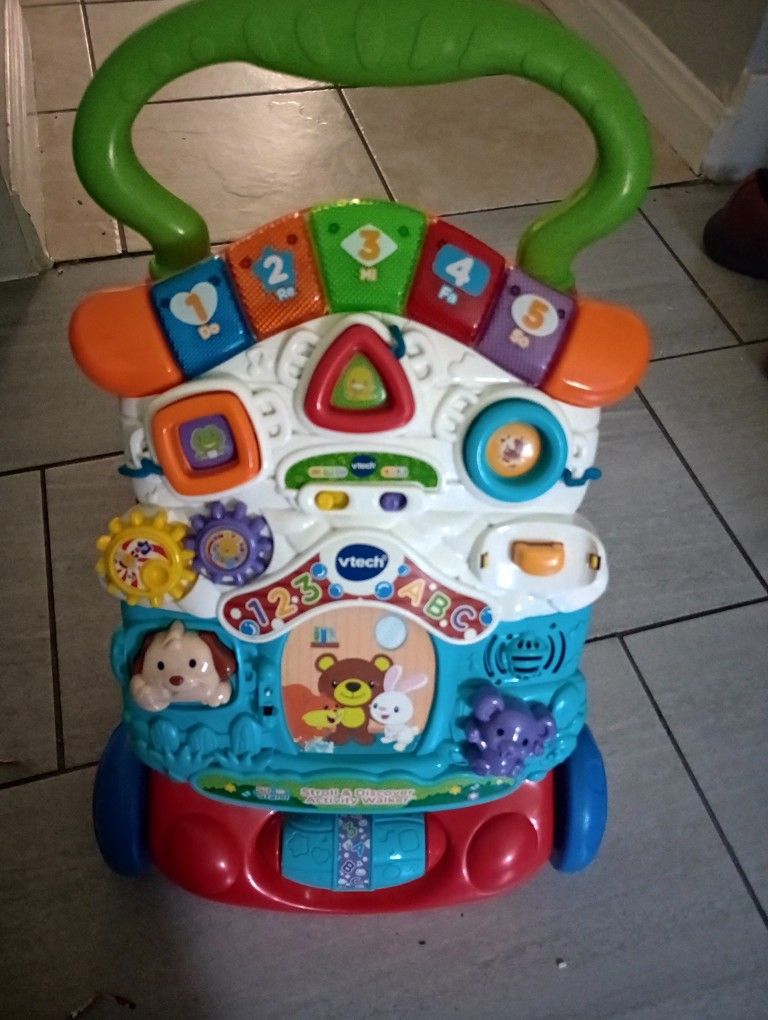 VTech Sit- To - Stand Walker