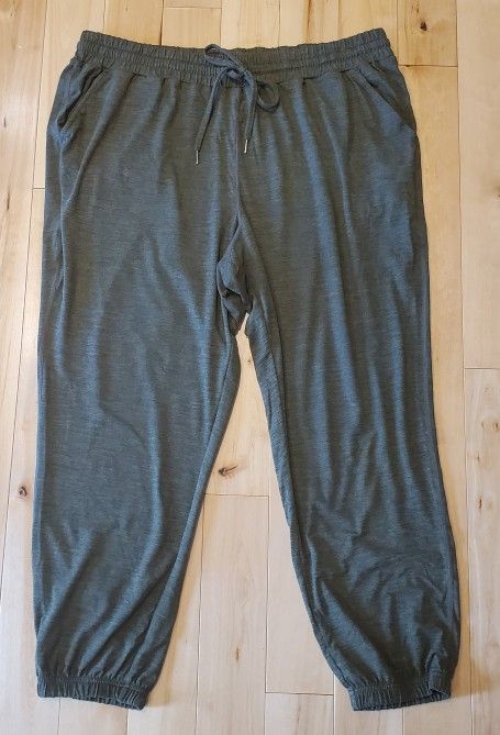 NEW Maurices In Motion Green Joggers (XXL)