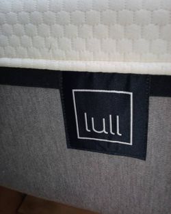  FULL SIZED  MATTRESS *Like New *Measures Approx 58" x 78"