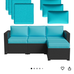 New in box!!7 pieces outdoor cushions