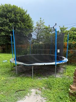 Trampoline outdoor free