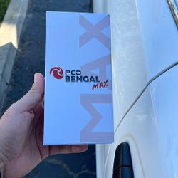 Free Phones (ID Required) Turlock, CA  On Geer Rd By The Walmart And 7/11