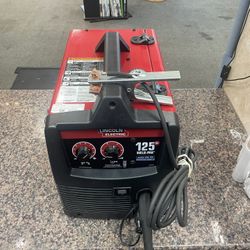 Lincoln Electric 125 HD Weld-Pak Welder