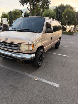 1998 Ford E-350