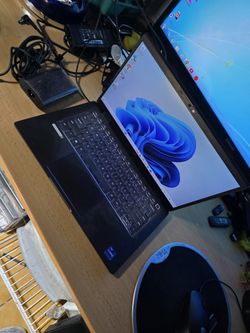 Dell Laptop Touchscreen Intel i7-1185G7-3.0GHz-CPU 32GB Ram 512GB NVMe  m.2 SSD 