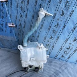 2009 2017 Toyota Venza Windshield Used Oem 