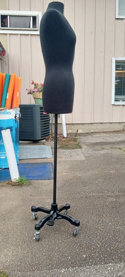 New rolling mannequin ready to roll