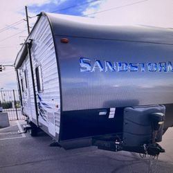 2019 SANDSTORM 241 TOYHAULER 