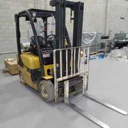 2015 Yale 5,000 LB. Forklift, Model GLC050, 3-Stage Mast, Side Shift, 188" Lift Height, LP