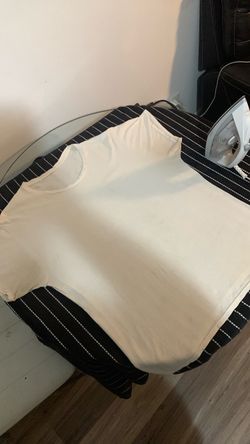 White T shirt SIZE M / L