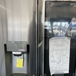 Brand New Stainless Steel Knock Knock Lg Refrigerator With Built-In Smart Grid Wi-Fi