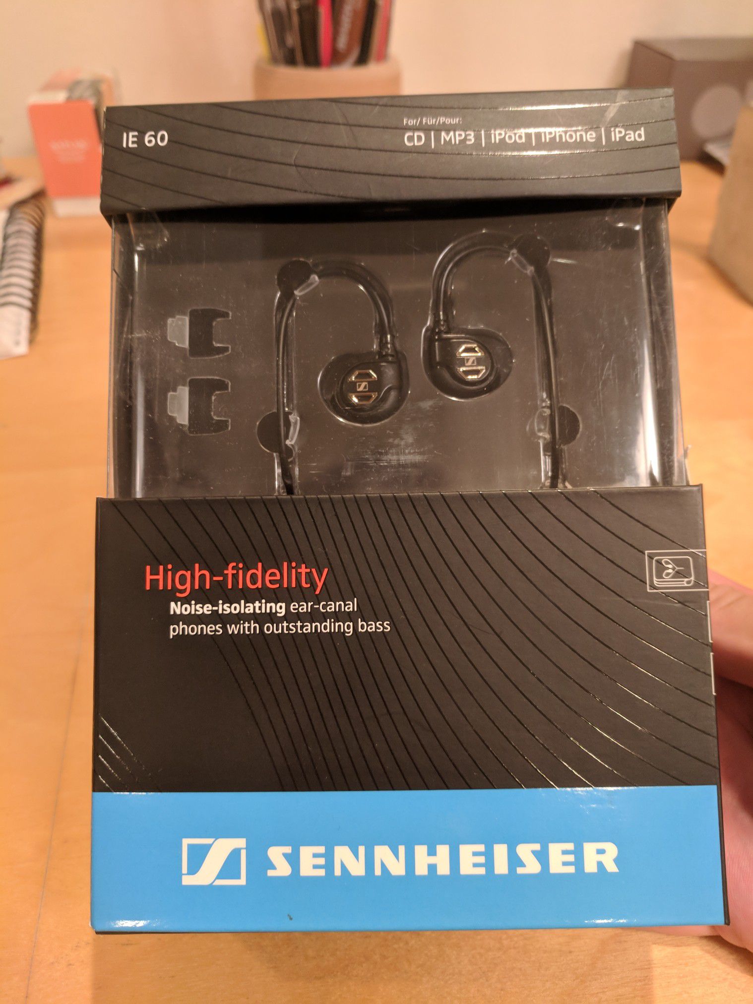 Noise Isolating Earbuds / Headphones - Sennheiser IE60