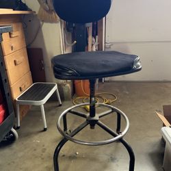 FREE Adjustable Rolling Stool