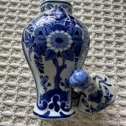 Royal Delft Blue Vase  Handpainted