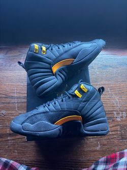Jordan 12 Retro Black/University Gold Size 5