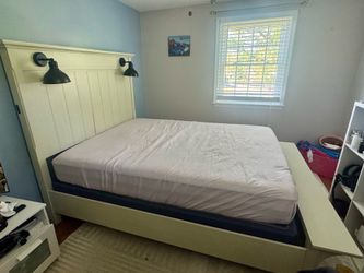 Queen size bed frame