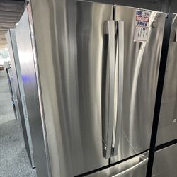 GE REFRIGERATOR.🚚WE DELIVER🚚