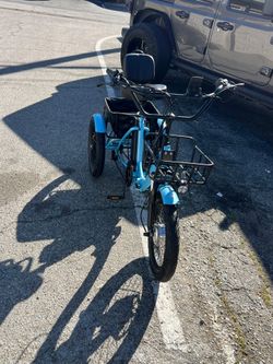 Electric tricycle,