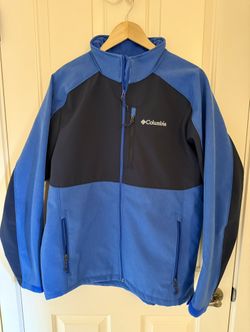 Very Nice Men’s Columbia Jacket - Large