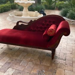 chase/ sofa plus two side chairs 