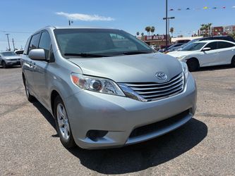 2017 Toyota Sienna