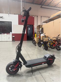 Electric scooter
