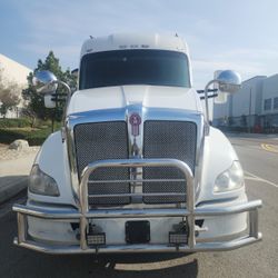 Kenworth T(contact info removed)