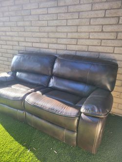 Free couch sofa