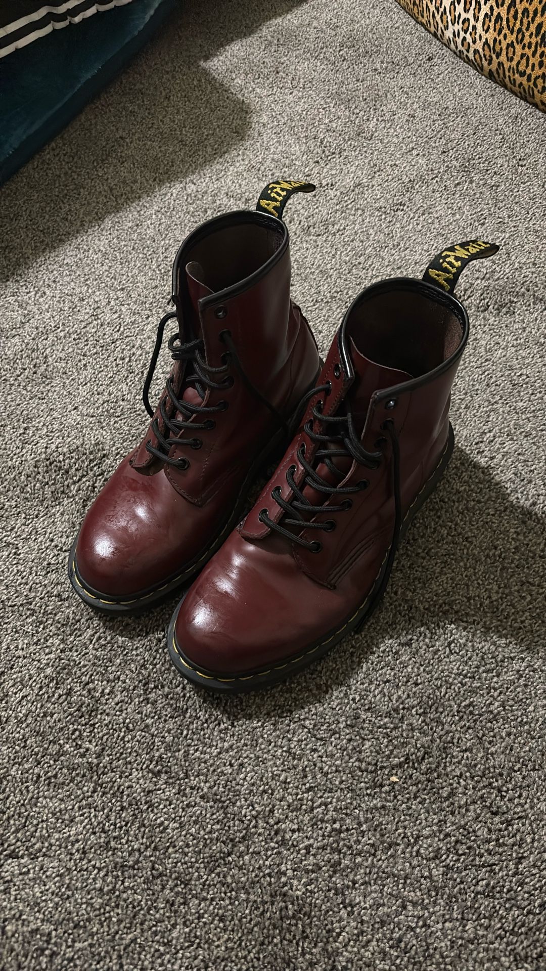 Burgundy Dor Martens  Us9