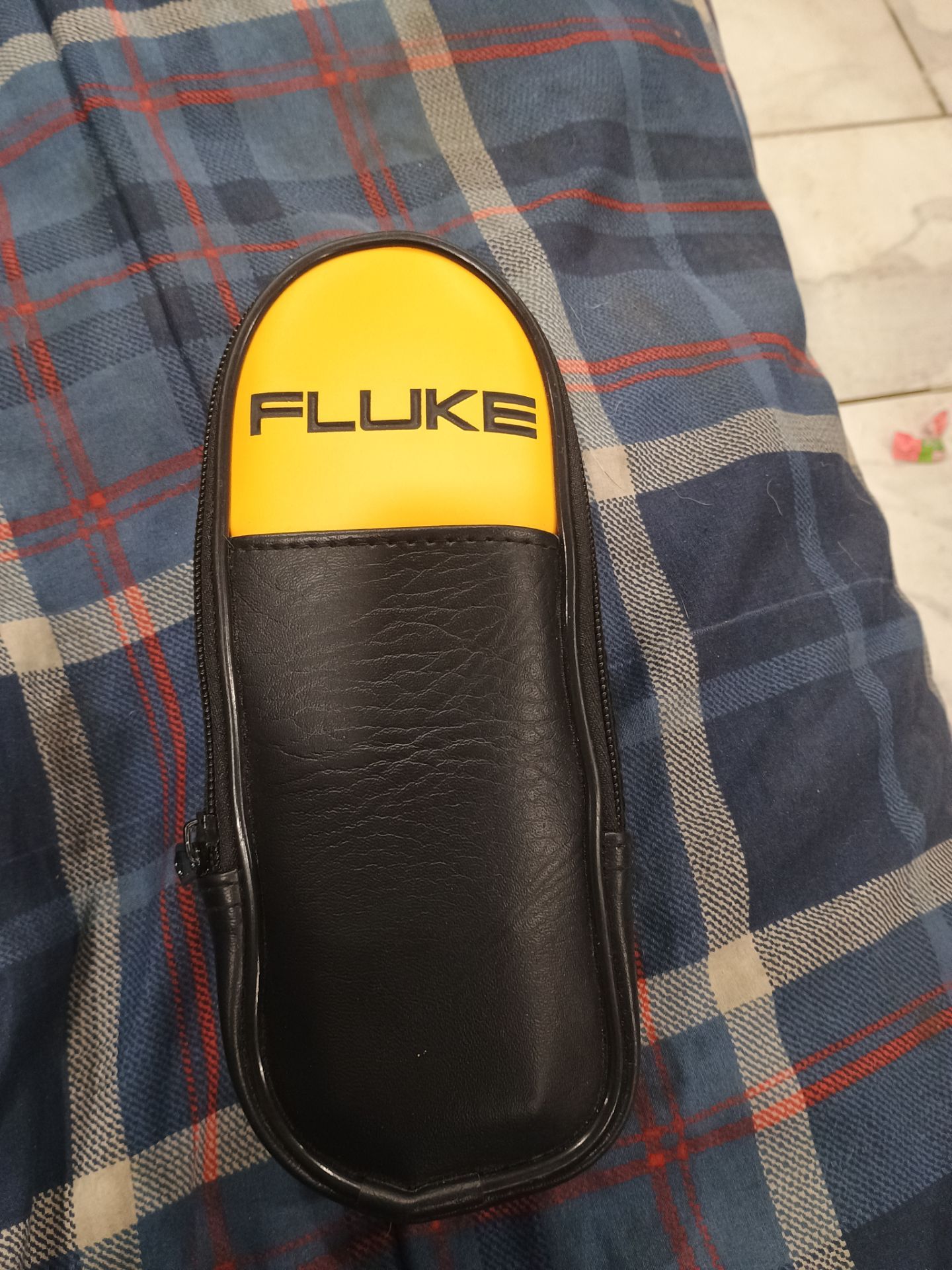 Fluke 325