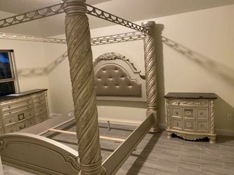 Cassimore canopy bed outlet