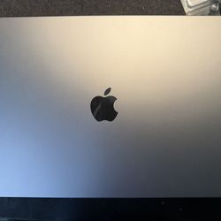 Apple MacBook Pro 16” M2 Pro