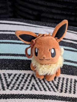 Eevee plush keychain