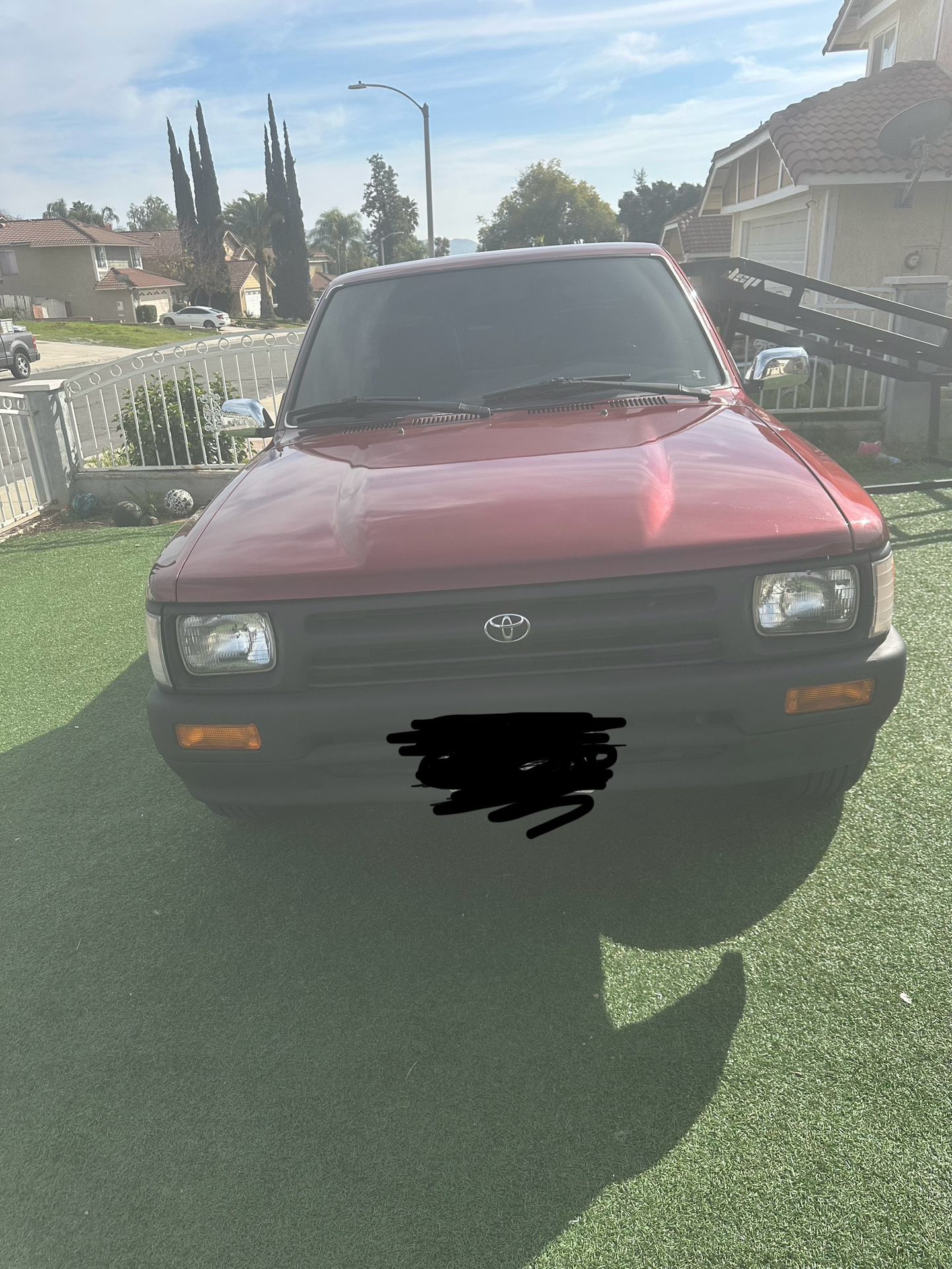 Grill, bumper, valance, rim with tires for 92 Toyota pickup