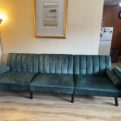 Modern Green Velvet Sofa Couch – Stylish, Comfortable, Mid-Century Look