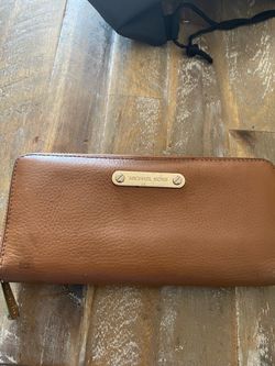 Micheal kors wallet