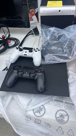 PS-4 game station