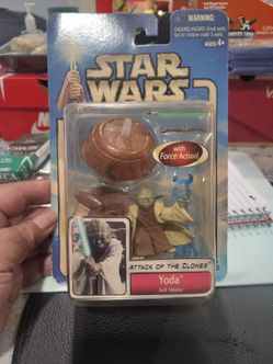 Star Wars Yoda Jedi Master Action Figure