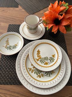 Vintage Stangl “Golden Blossom” Pottery Dinnerware Set